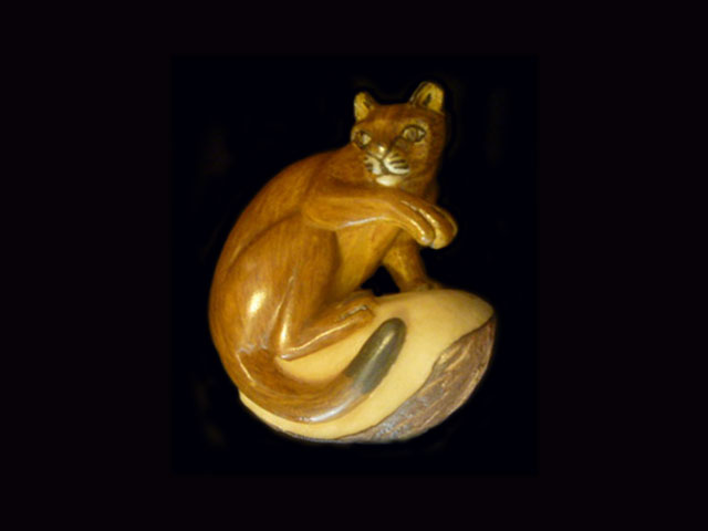 Carved Tagua Mammal 0004